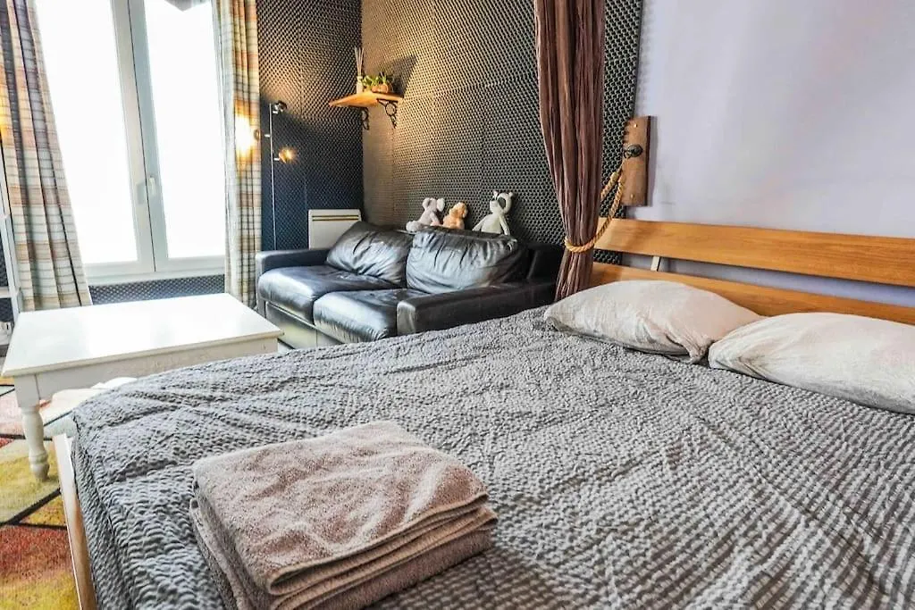 Apartamento With Cinema@paris Chatelet